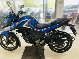 Honda Hornet 2019