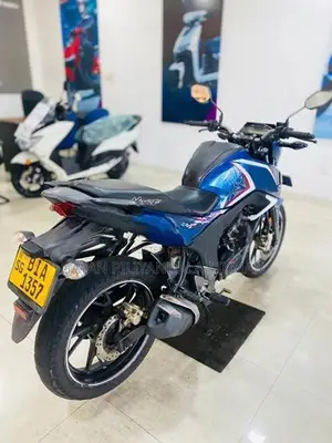 Honda Hornet 2019