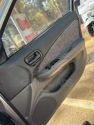 Nissan FB15 Ex saloon 2001