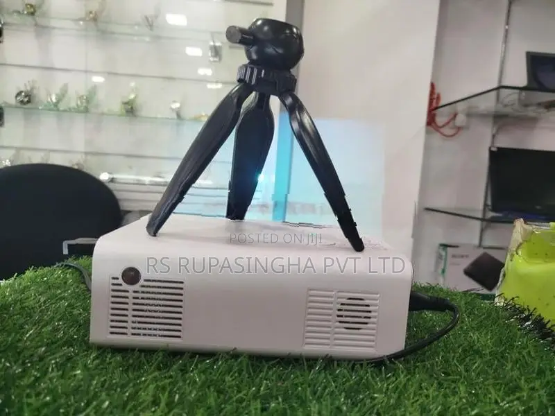 Yaber V5 LED Projector