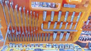 INGCO MULTI-PIECE MECHANIC COMBINATION TOOL SET HERMAN HT 0769