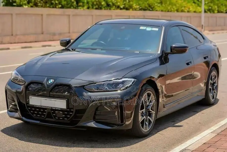 BMW i4 2023