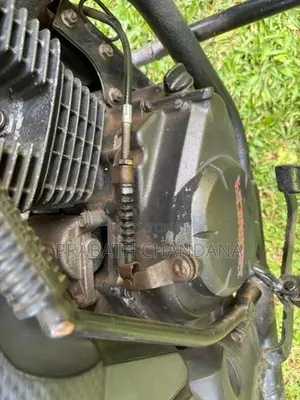 Honda CB Trigger 2015