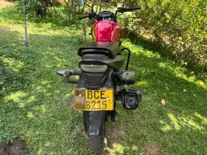 Honda CB Trigger 2015