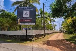 128 බස් පාරට සමීපව හෝමාගමින් අගනා නේවාසික බිම් කොටස් විකිණීමට s5