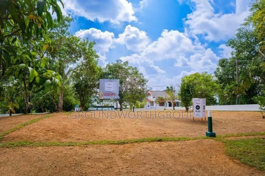 128 බස් පාරට සමීපව හෝමාගමින් අගනා නේවාසික බිම් කොටස් විකිණීමට s5