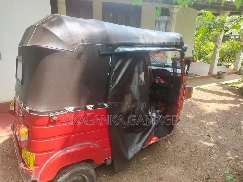 Bajaj RE 4 Stroke 2012