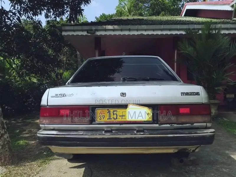 Mazda 3 1988
