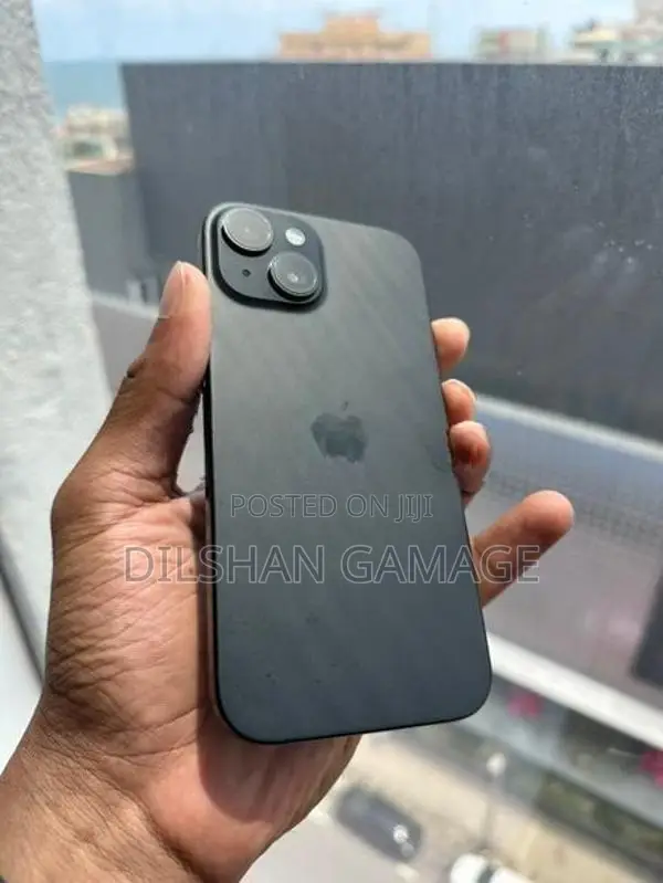 Apple iPhone 15 128GB (Used)