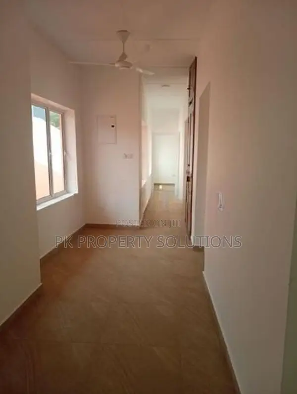 Apartment for Rent in Colombo 7 (file No 3296 A)