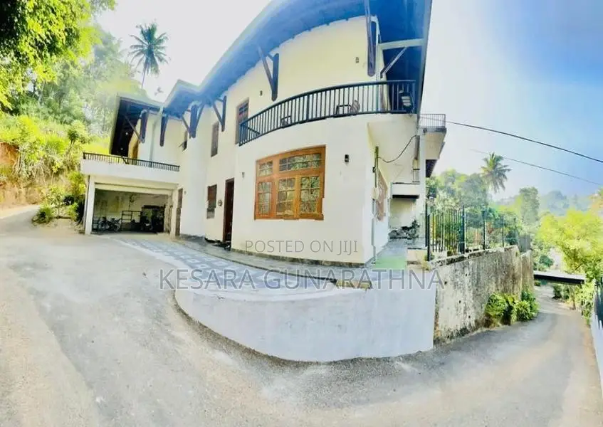 Luxury House for Sale in Aniwatta, Kandy