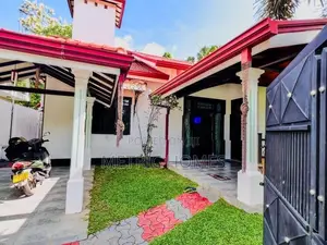Gate Community Complete House Sale Katuwapitiya Negombo