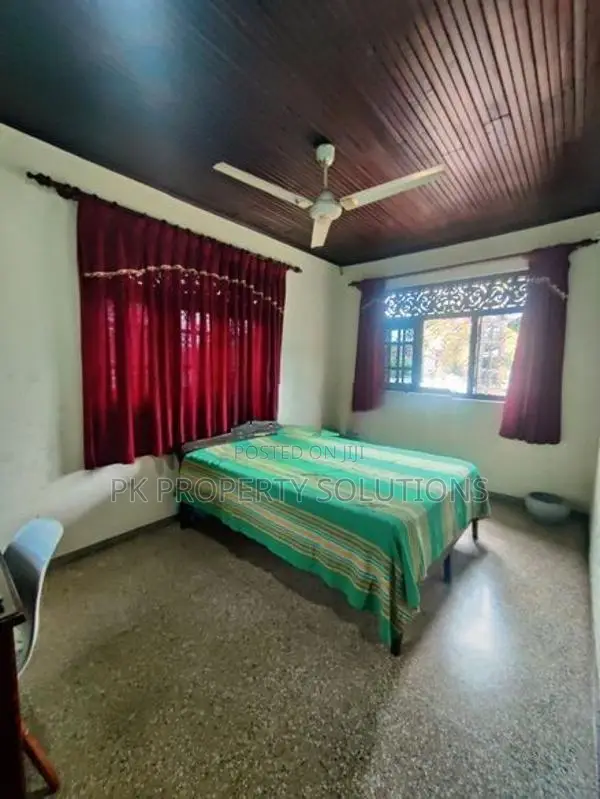 House for Sale in Boralesgamuwa( FILE NO 129E)