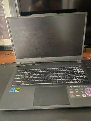 MSI Cyborg 15 A12UCX Gaming – i7