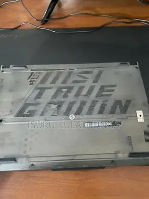 MSI Cyborg 15 A12UCX Gaming – i7