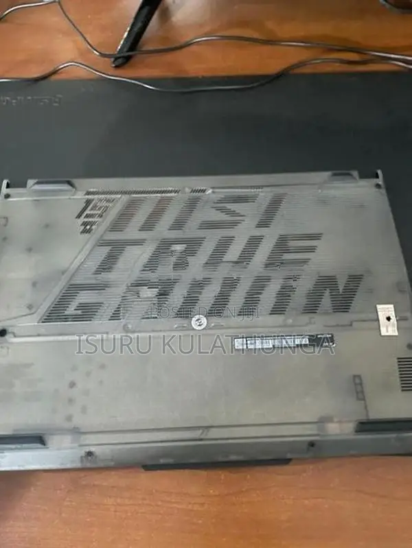 MSI Cyborg 15 A12UCX Gaming – i7