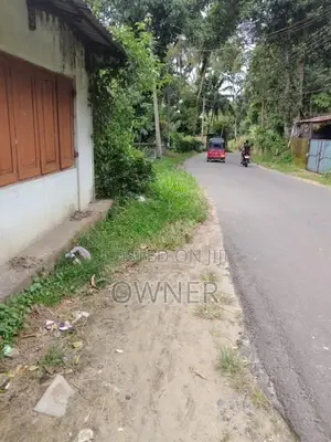 House with Land for Sale in Pilimathalawa Kandy