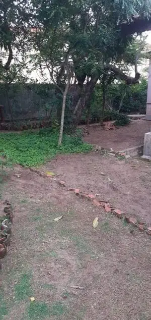 38 Perch land in Moratuwa