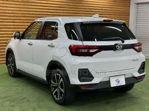 Daihatsu Rocky Premium G Pkg HEV 2025