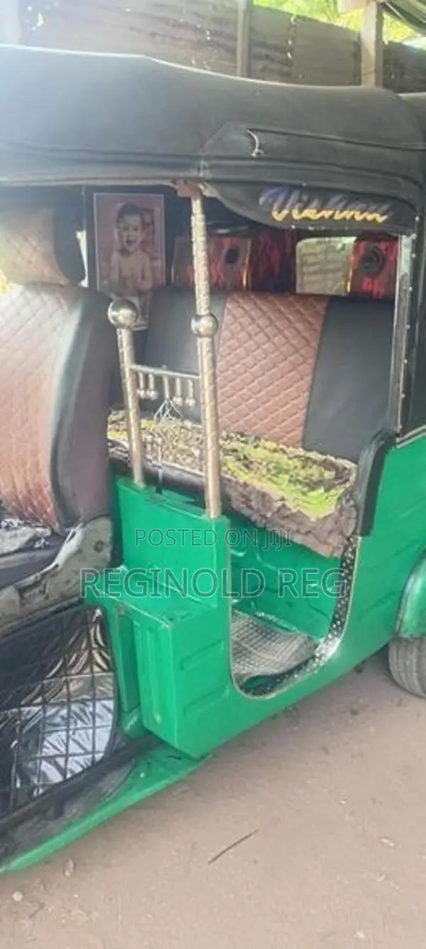 Bajaj RE 1995