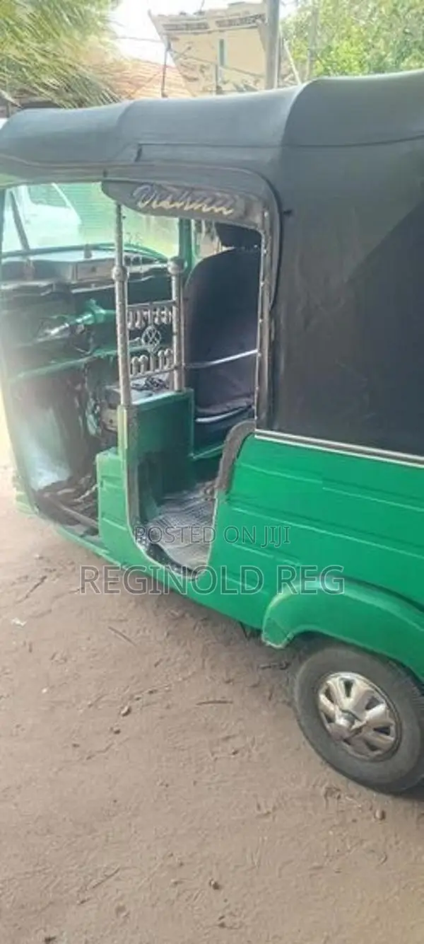 Bajaj RE 1995