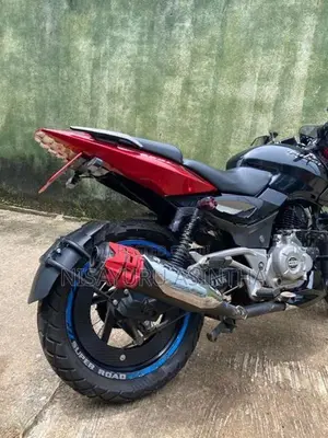 Bajaj Pulsar 180 2012