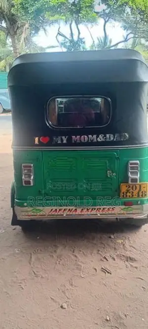Bajaj RE 1995
