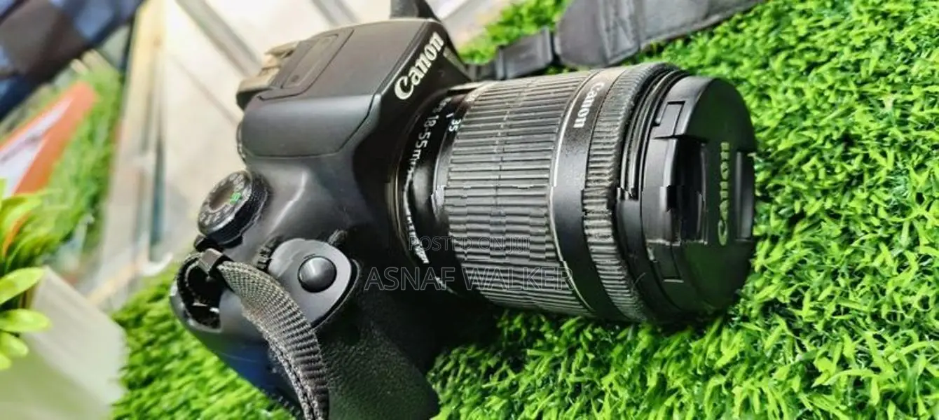 Canon 700D