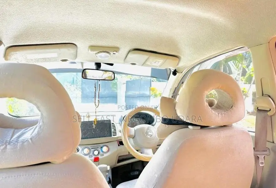 Nissan March 2004