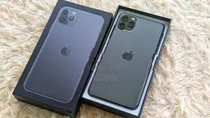 Apple iPhone 11 Pro Max 256GB (Used)