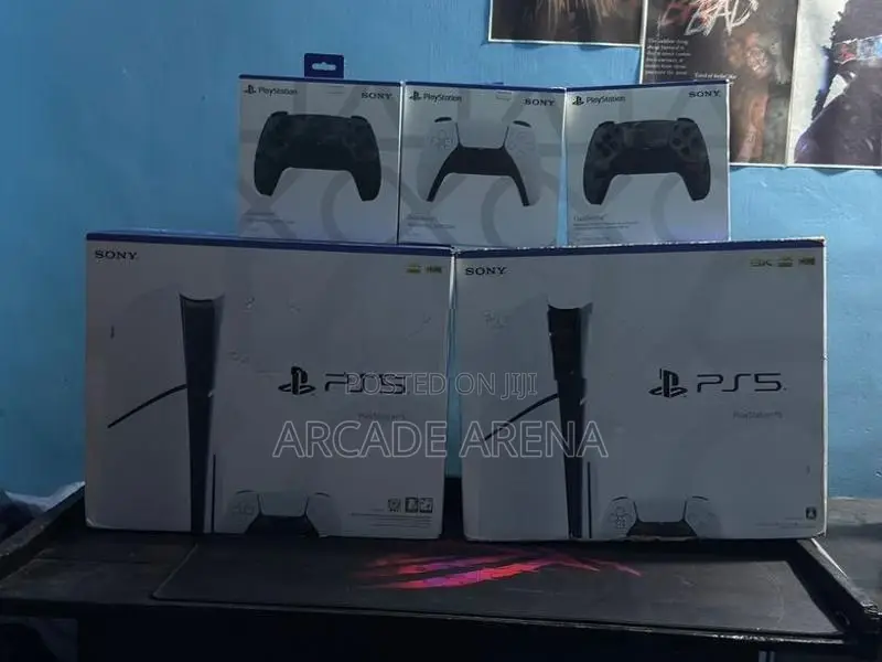 Ps5 Slim 1tb with Play station Console