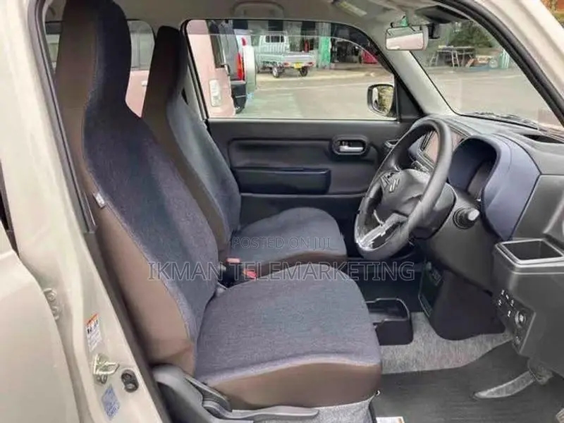 Suzuki Alto X Hybrid 660CC 2025