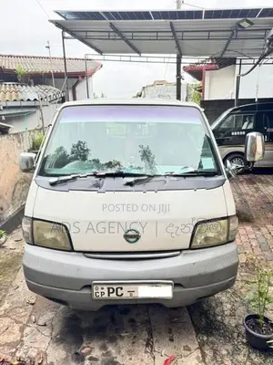 Nissan Vanette 2011