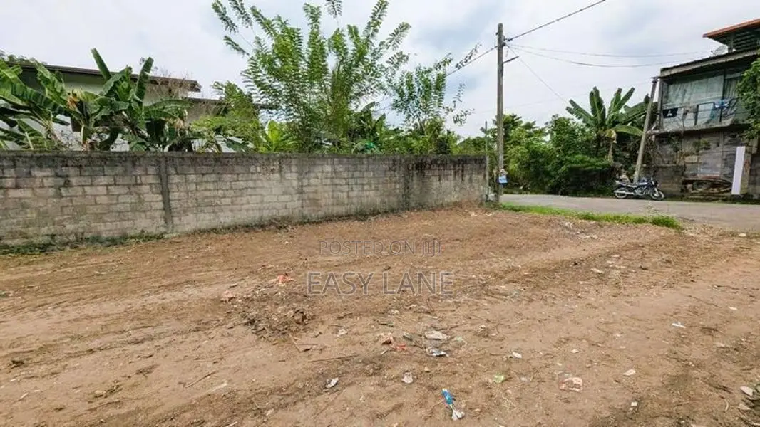 කඩුවෙල රනාලින් සුපිරි ඉඩමක්
