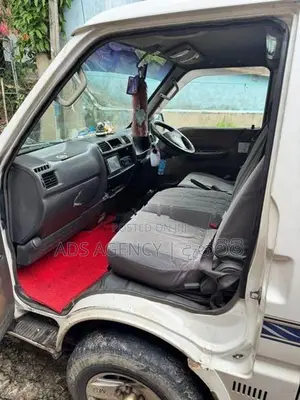 Nissan Vanette 2011