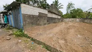 කඩුවෙල රනාලින් සුපිරි ඉඩමක්