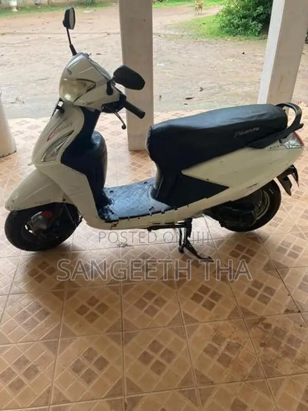 Hero Pleasure 100 2014
