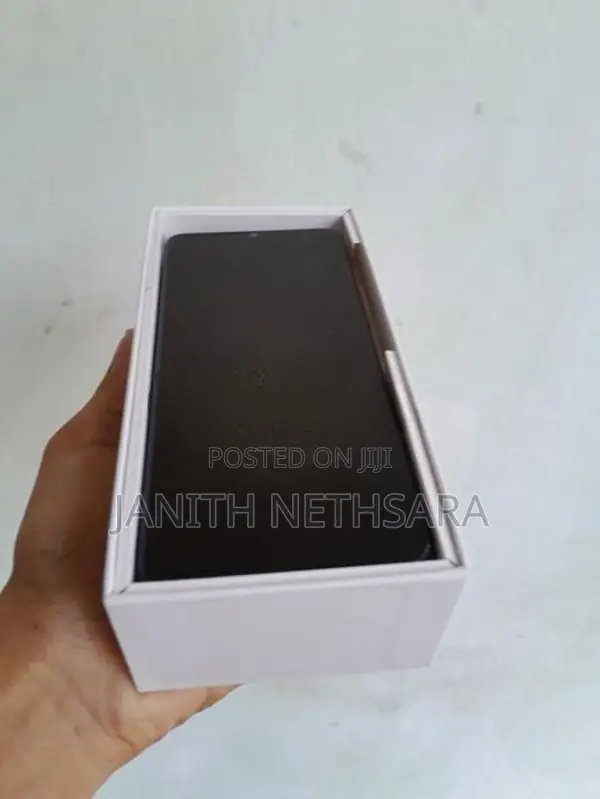 Black view Wave 8C (Used)