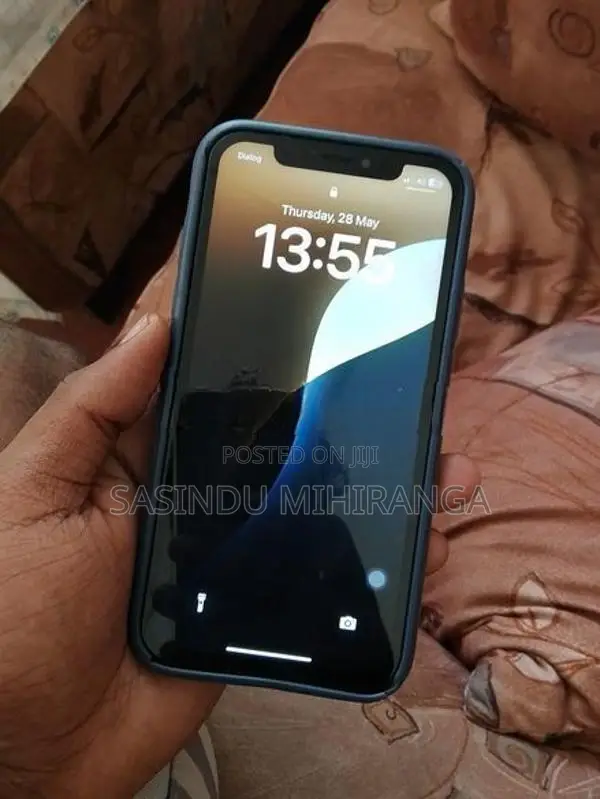 Apple iPhone XR (Used)