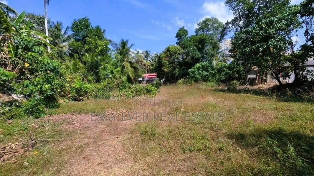 වැලිවේරිය ඉඩම්