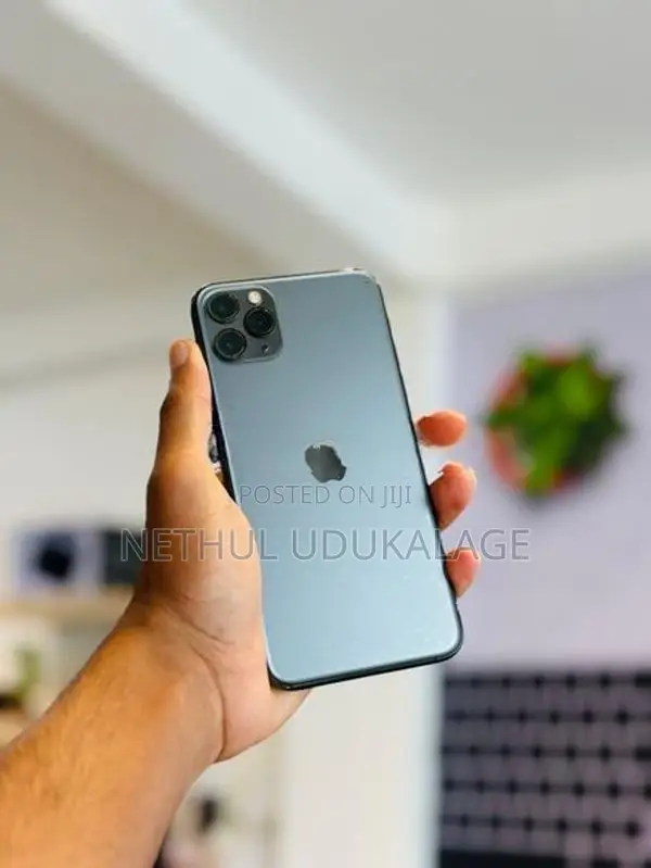 Apple iPhone 11 Pro Max 512GB (Used)