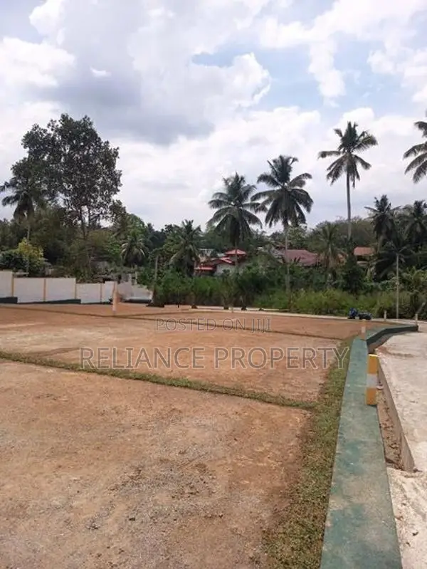 Land at Homagama -Pitipana
