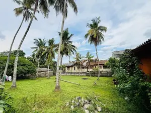 අතුරුගිරිය කොට්ටාව පාරට ඇවිදින දුරින් සුපිරි නේවාසික ඉඩම්
