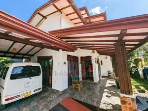 Mahara ප්‍රධාන පාරට 350M දෙමහල් නිවසක් විකිණීමට