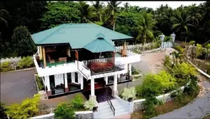 වේයන්ගො ඩ පර්චස් 180 ක් සමග අංග සම්පූර්ණ හෝ ටලයක් විකිණීමට