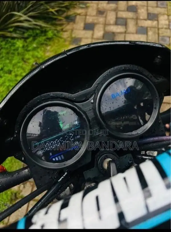 Bajaj CT100 2014