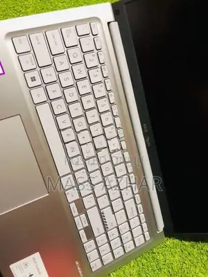 Asus Vivobook Laptop