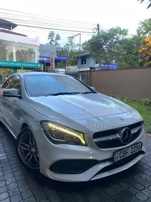 Mercedes Benz CLA 180 2017