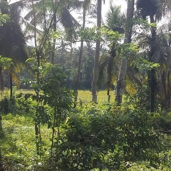 Land for Sale in Kahathuduwa