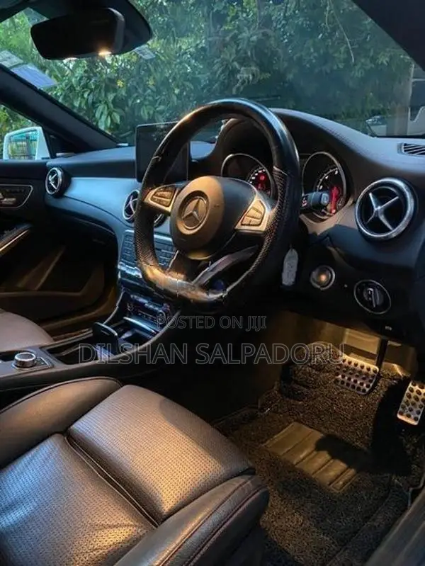 Mercedes Benz CLA 180 2017